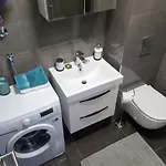 Apartament Eni With Garage Parking