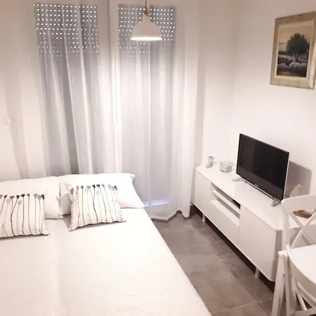 Apartment Eni With Garage Parking Split